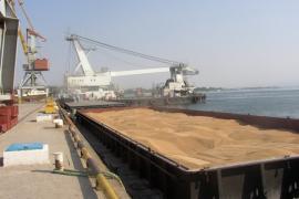 Южные порты наращивают перевалку зерна